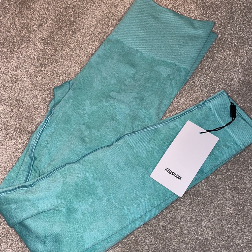 *BRAND NEW *Adapt Camo Seamless Leggings